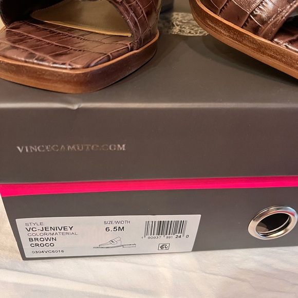 Vince Camuto slides. Brand new. Size 6.5. - Picture 5 of 5